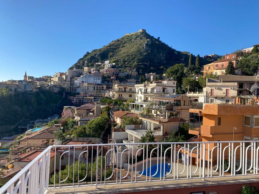 Blick auf Taormina