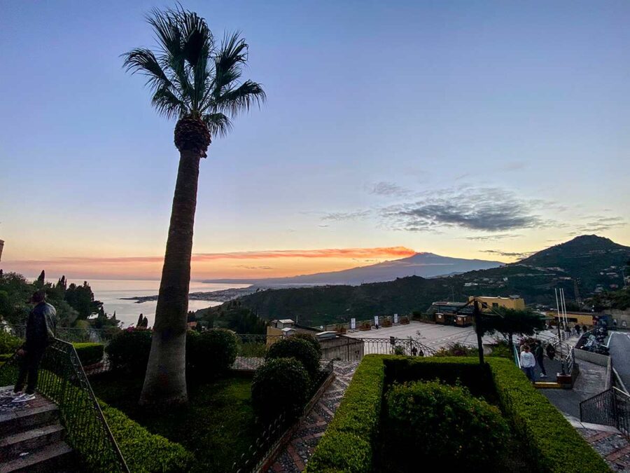 Blick von Taormina auf den Ätna