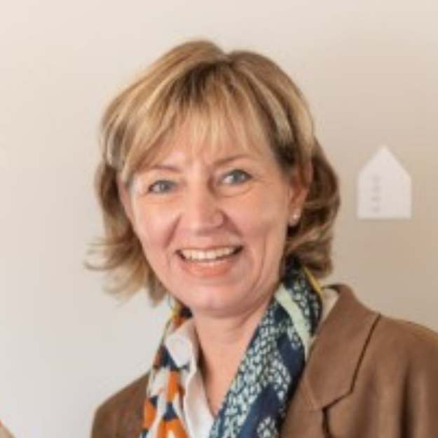 Andrea von Steht - Homestaging am Comer See