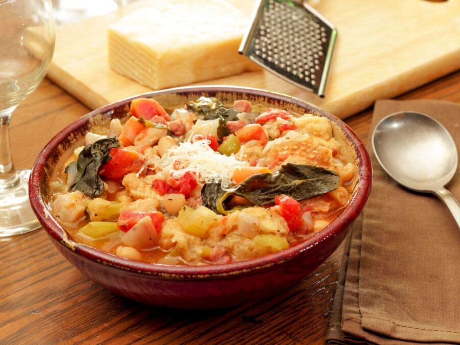Cucina povera: Ribollita