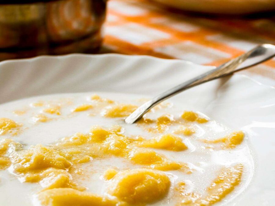 Cucina Povera: Polenta e latte