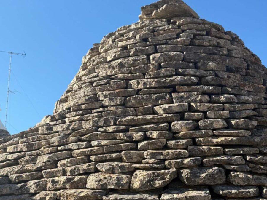 Alberobello - altes Steintrulli unverputzt