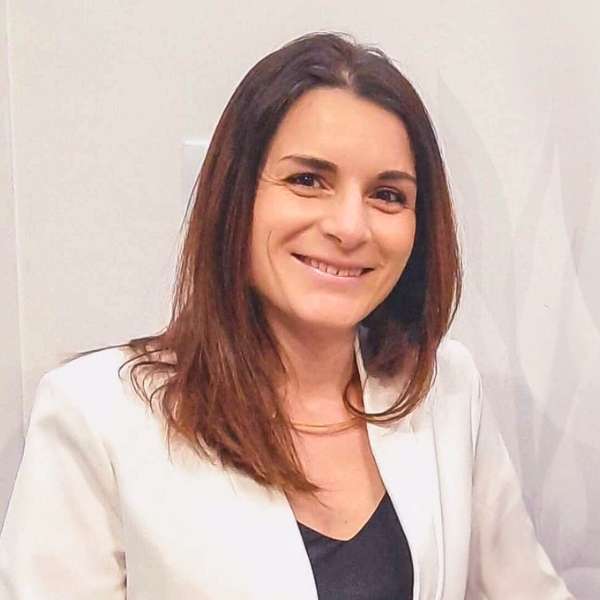 Maddalena Frisi Maddalena Frisi bietet Telefonaquise in deutsch/italienisch an